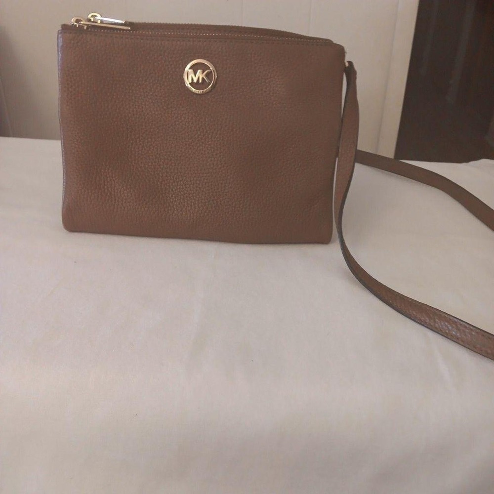 Michael Kors Crossbody Purse 9x6x4.5" Brown Designer